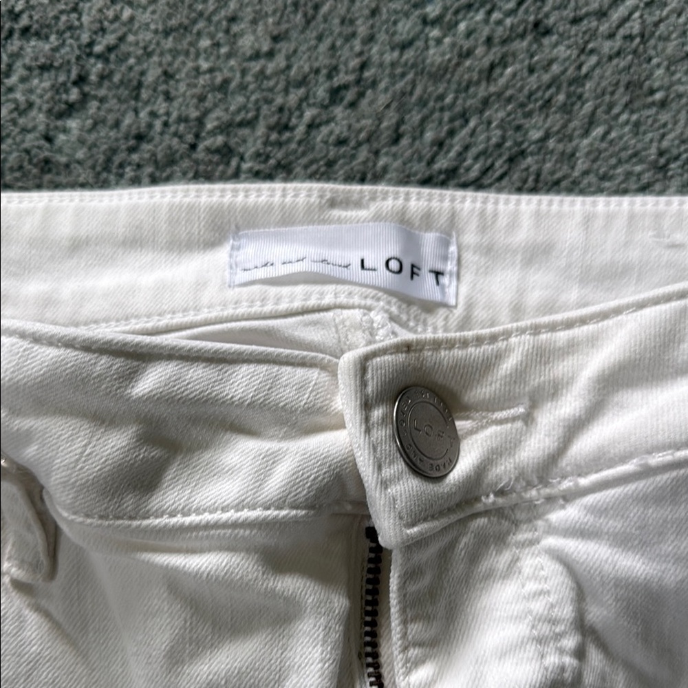 LOFT Women's Cream Jeans